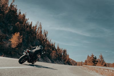 2025_pan-america-1250-st_my25-ra1250st-riding-0478-jkjc