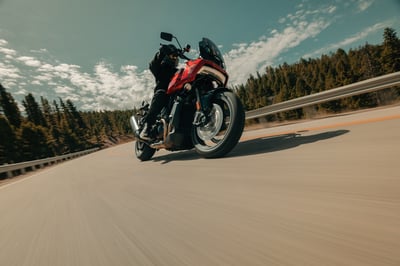 2025_pan-america-1250-st_my25-ra1250st-riding-3179-abjc