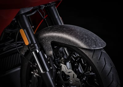 2025_cvo-road-glide-st__0010_fltrxstse_hd_studio_2024_fender