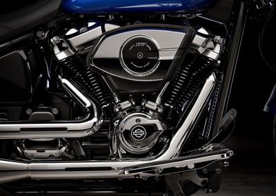 2025_fat-boy__0011_flfb_hd_studio_2024_engine