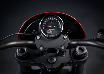 2025_low-rider-s__0002_fxlrs_hd_studio_2024_screen