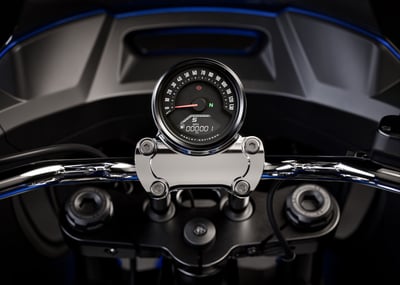 2025_low-rider-st__0003_fxlrst_hd_studio_2024_screen