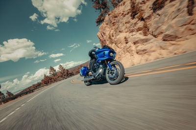 2025_low-rider-st_my25-fxlrst-riding-1088-abjc