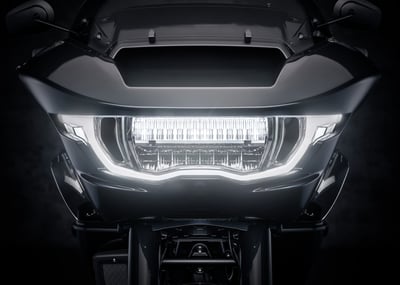 2025_road-glide_0004_fltrx_hd_studio_2024_led