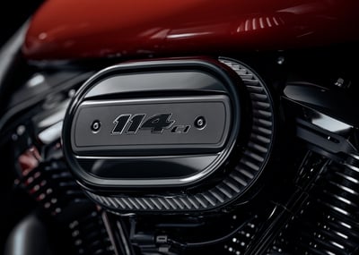 2025_road-king-special__0008_flhrxs_hd_studio_2024_intake