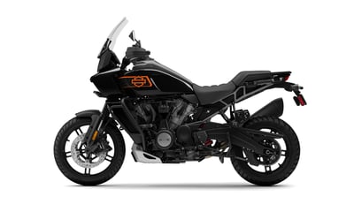 2026_pan-america-1250-special_26_ra1250s_m04b_left