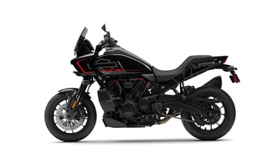 2026_pan-america-1250-st_26_ra1250st_m04b_left