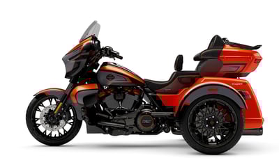 2026_cvo-street-glide-3-limited-2026_26_flhltse_m65b_left