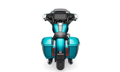 2026_street-glide-2026_26_flhx_m79_rear