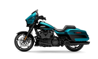 2026_street-glide-2026_26_flhx_m79b_left