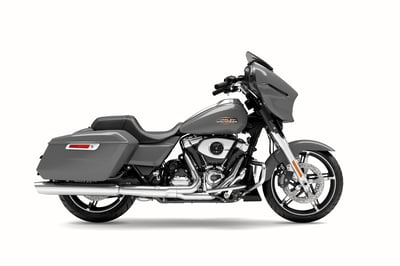 2026_street-glide-2026_26_flhx_m85_r