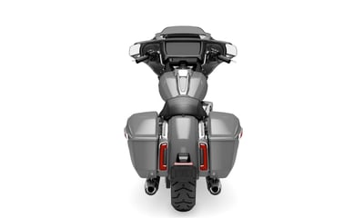 2026_street-glide-2026_26_flhx_m85_rear