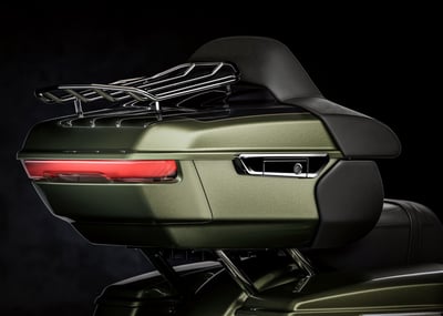 2026_street-glide-limited-2026_26-flhxl-3x4-rear