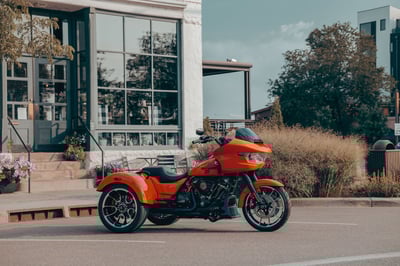 2026_road-glide-3-2026_26-fltrt-beauty-0032-jk-st