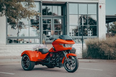 2026_road-glide-3-2026_26-fltrt-beauty-0076-jk-st