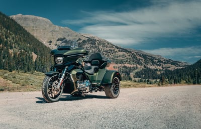 2026_street-glide-3-limited-2026_26-flhlt-beauty-0078-bw