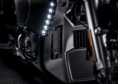 2026_street-glide-3-limited-2026_26-flhlt-fairing-lowers