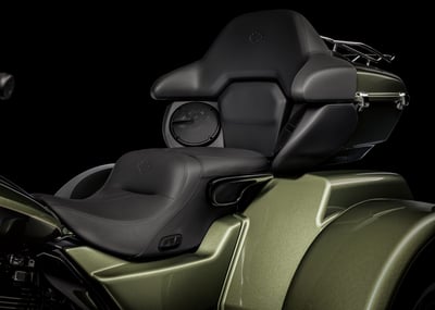 2026_street-glide-3-limited-2026_26-flhlt-seat