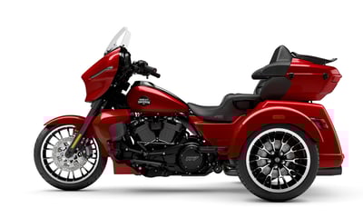 2026_street-glide-3-limited-2026_26_flhlt_m44b_left